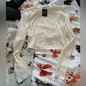 Double Zero Cream Long Sleeve Top